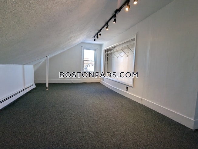 Cambridge - $3,200+ /mo