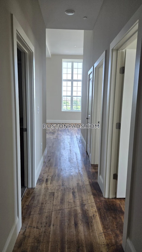 Kilburn St. Fall River photo 34