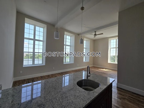 Kilburn St. Fall River photo 36