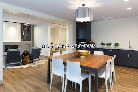 Austin St. Newton photo 3