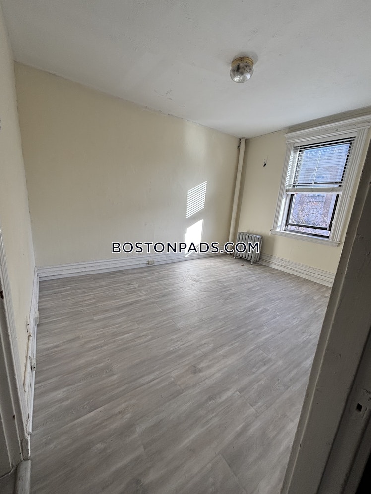 Boylston St., Boston