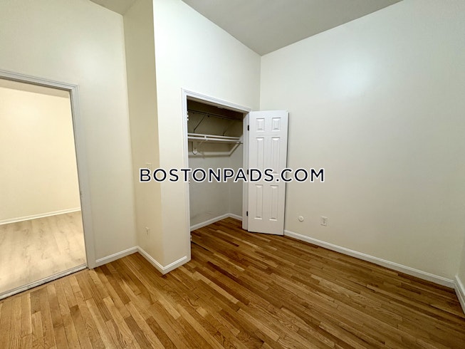 Boston - $4,000+ /mo
