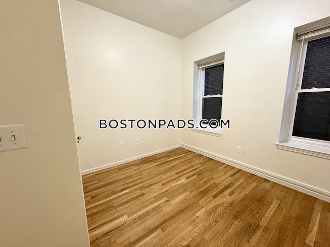 Boston - $4,000+ /mo