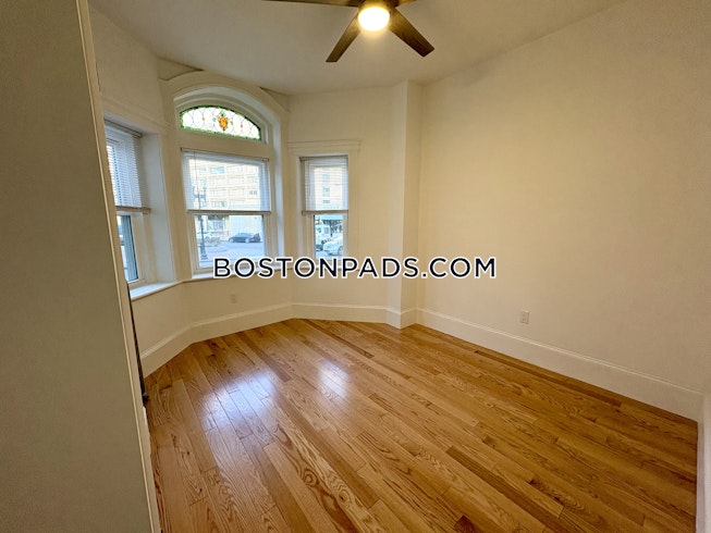 Boston - $6,700+ /mo