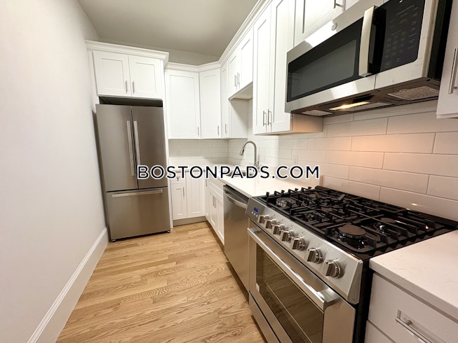 Boston - $6,700+ /mo
