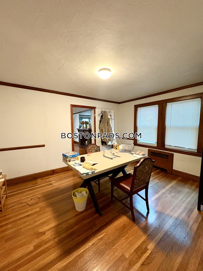Boston - $3,850+ /mo
