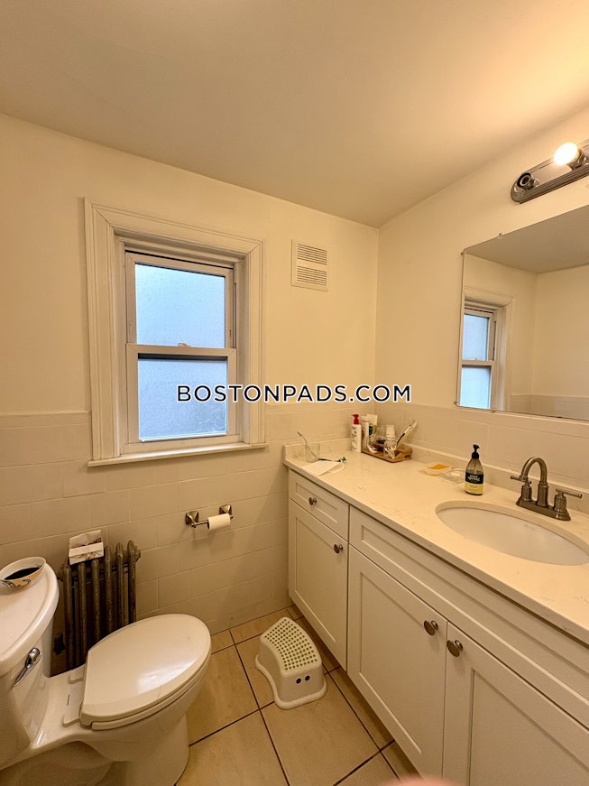 Boston - $3,850+ /mo