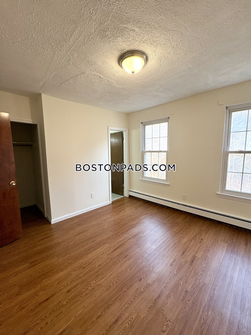 Boston - $2,300+ /month