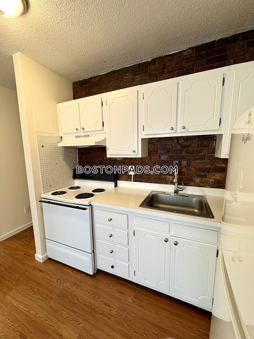 Boston - $2,300+ /month
