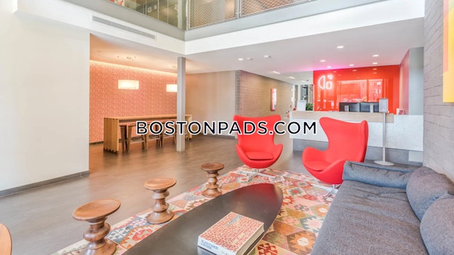 Boston - $5,200+ /mo
