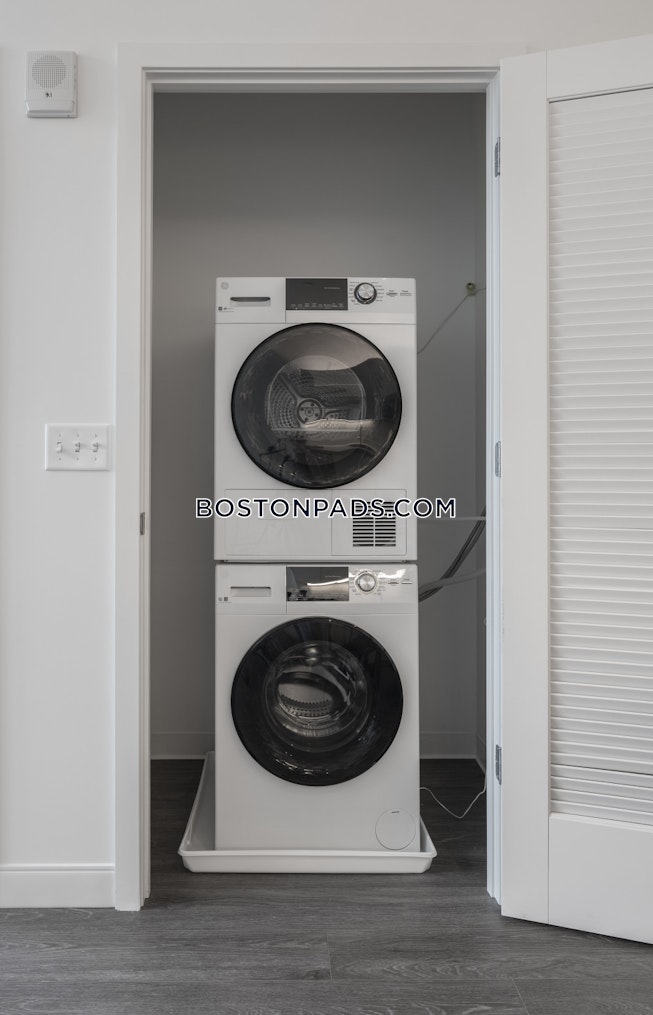 Boston - $3,719+ /mo