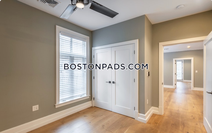 Roxbury Crossing - $3,101+ /month