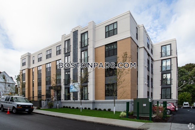 Melrose - $2,600+ /mo