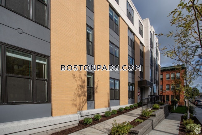 Melrose - $3,200+ /mo