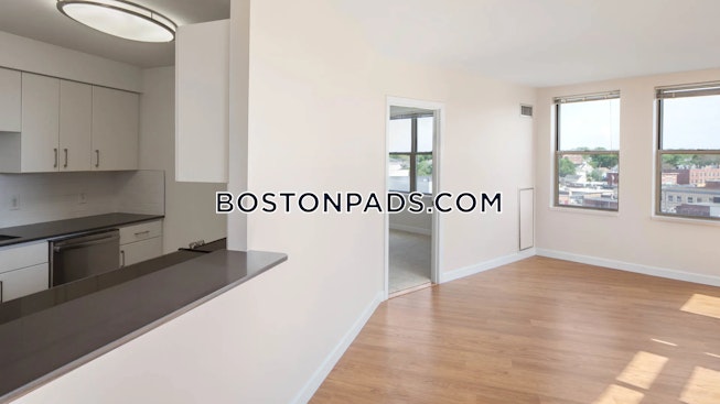 Waltham - $2,975+ /mo