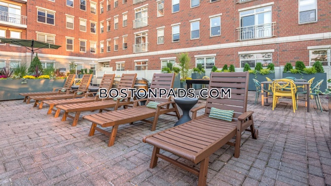 Waltham - $2,975+ /mo