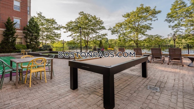 Waltham - $2,975+ /mo