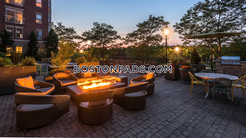 Waltham - $2,585+ /month