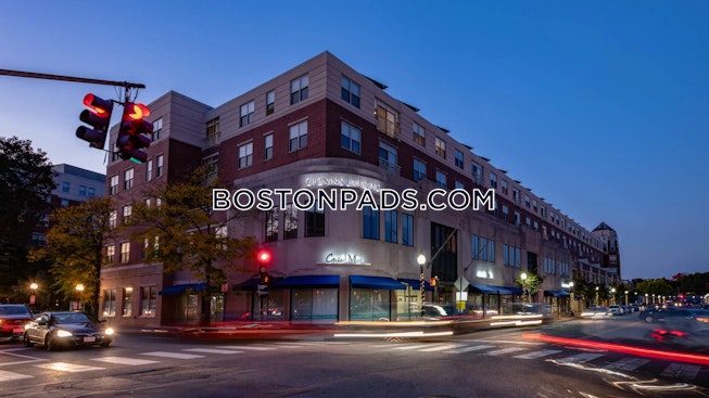 Waltham - $4,060+ /mo