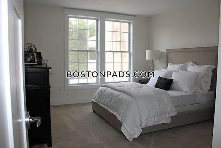 Worcester St., Wellesley