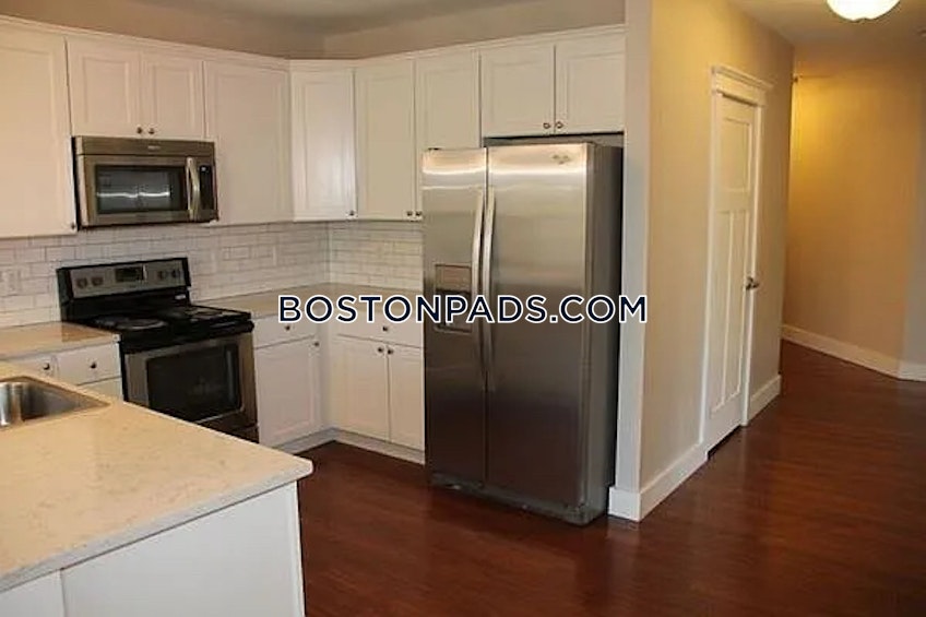 Wellesley - $9,148+ /month