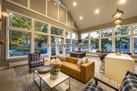 Broughton Dr. Beverly photo 16