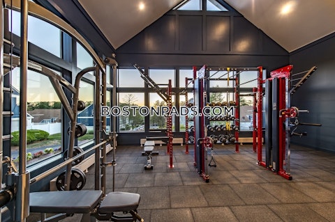 Broughton Dr. Beverly photo 15