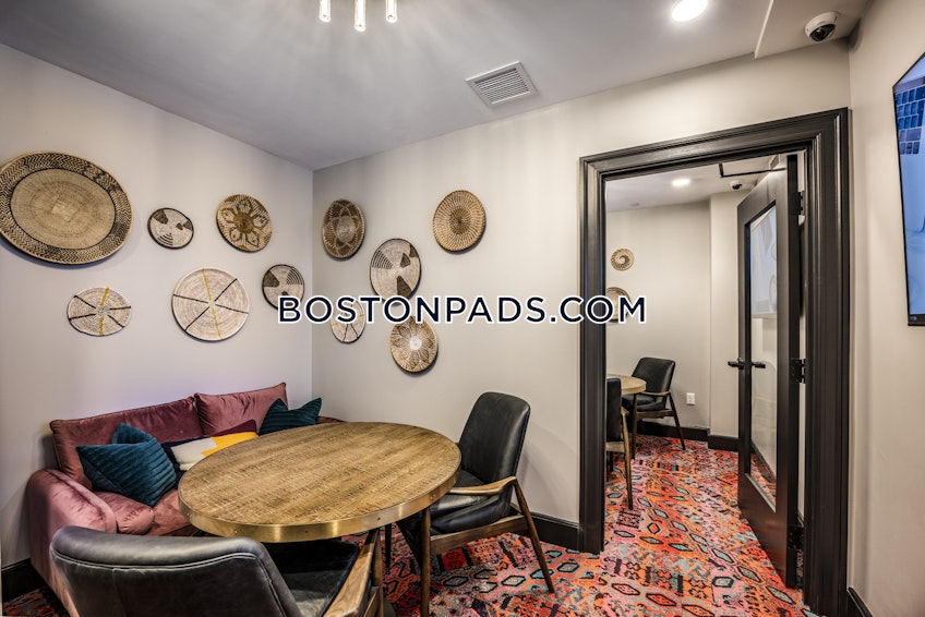 Burlington - $2,250+ /month