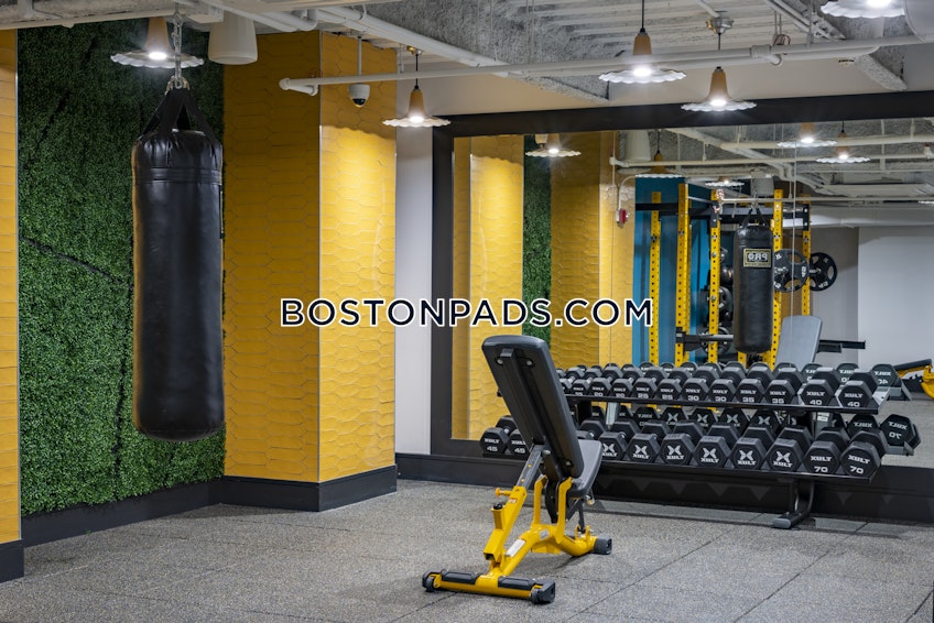 Burlington - $2,400+ /month