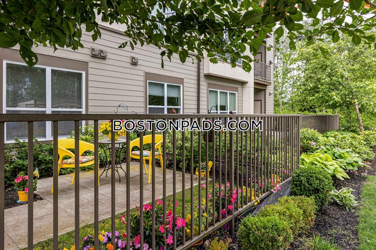 Ames St., Marlborough