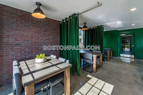 Flint St. Salem photo 20