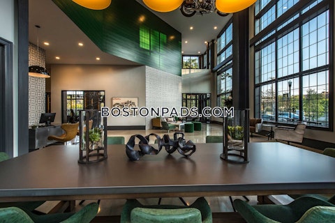 Flint St. Salem photo 11