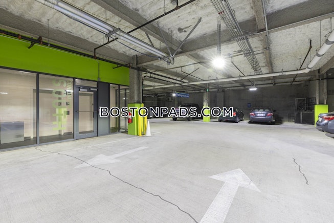 Boston - $5,573+ /mo