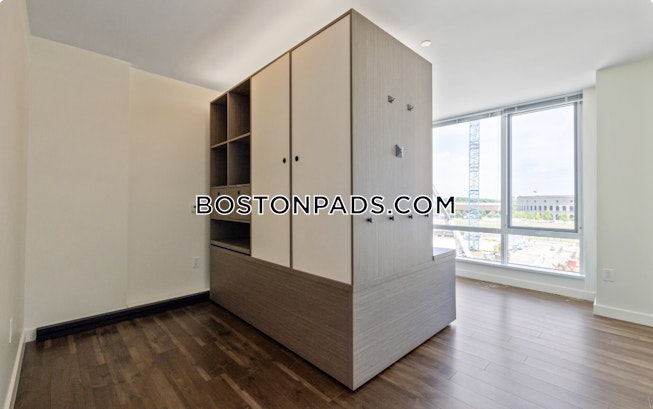 Boston - $5,573+ /mo