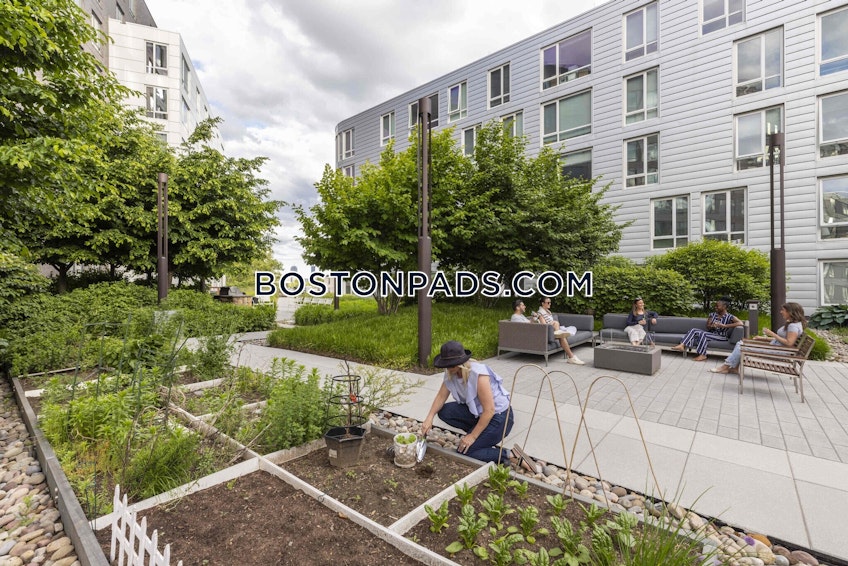 Boston - $5,794+ /month