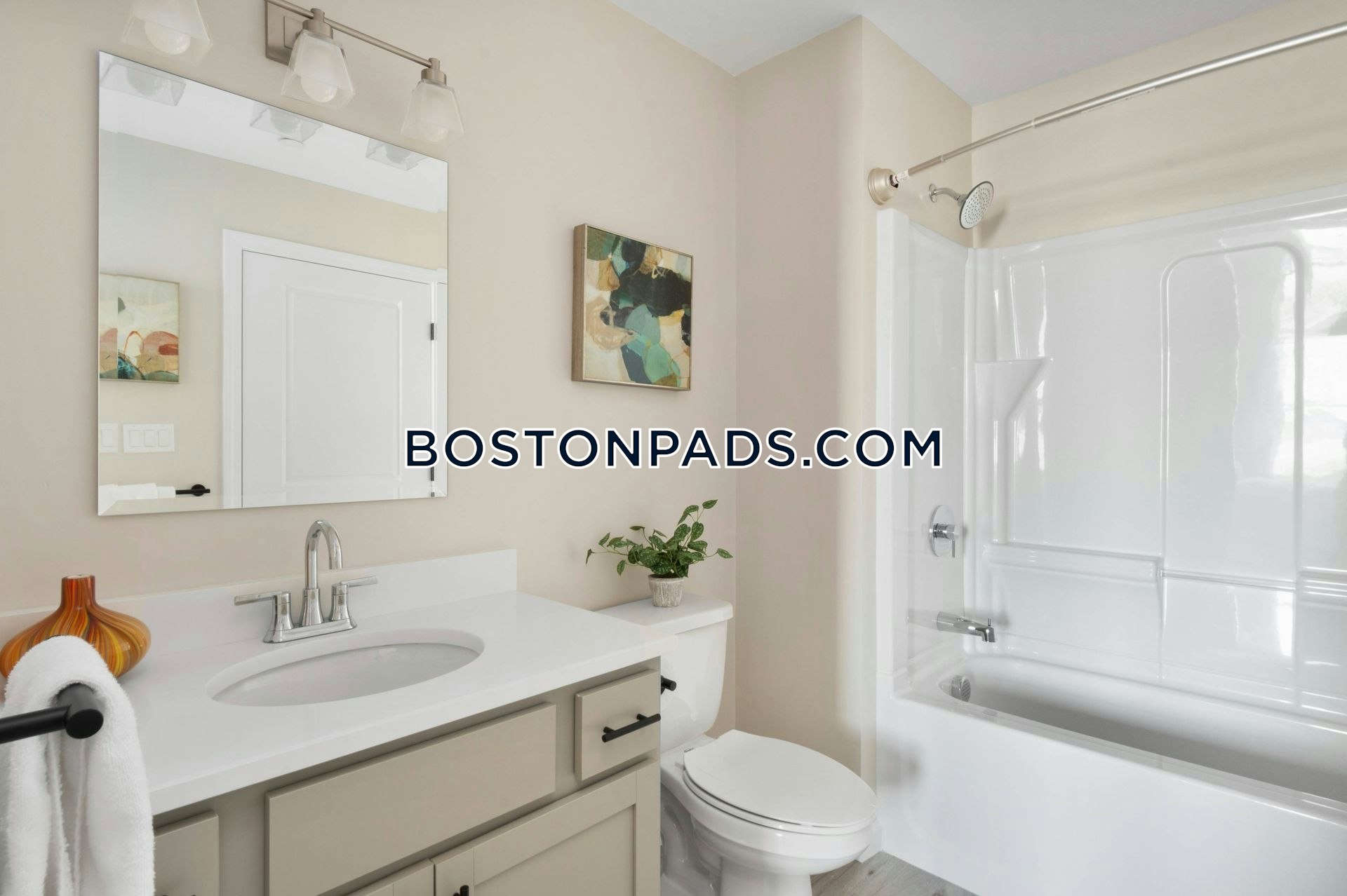 Lynn - 2 Beds, 1 Baths