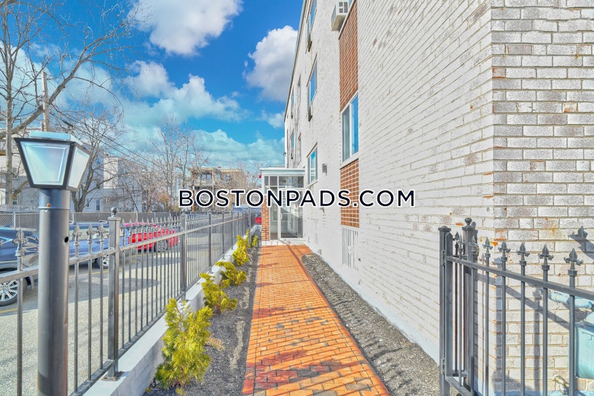 Boston - $2,120+ /month