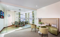 Independence Dr./>, Chestnut Hill