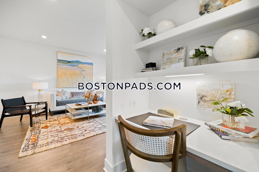 Plymouth - $3,923+ /month