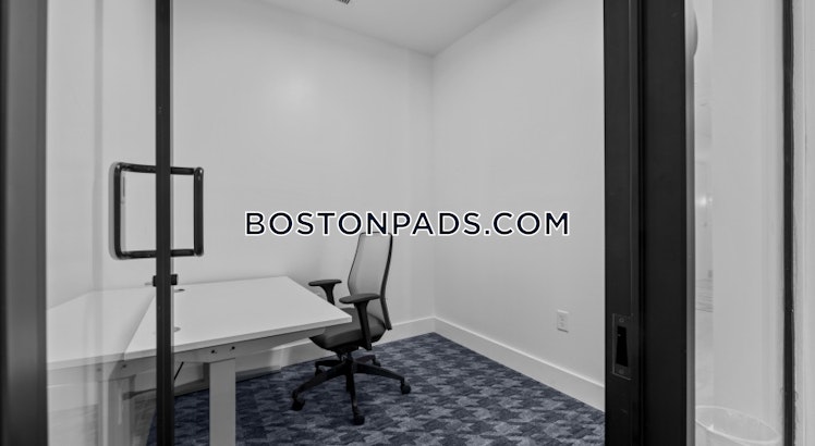 Loring Boulevard, Plymouth