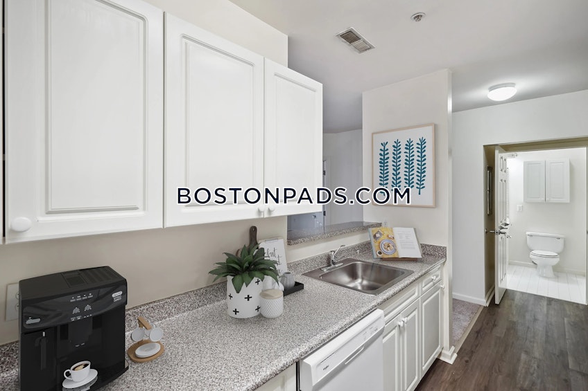 Quincy - $4,900+ /month