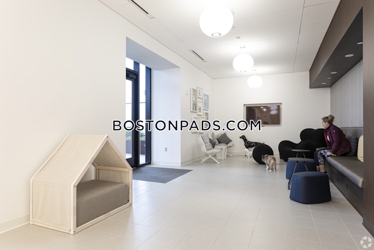 Causeway St., Boston