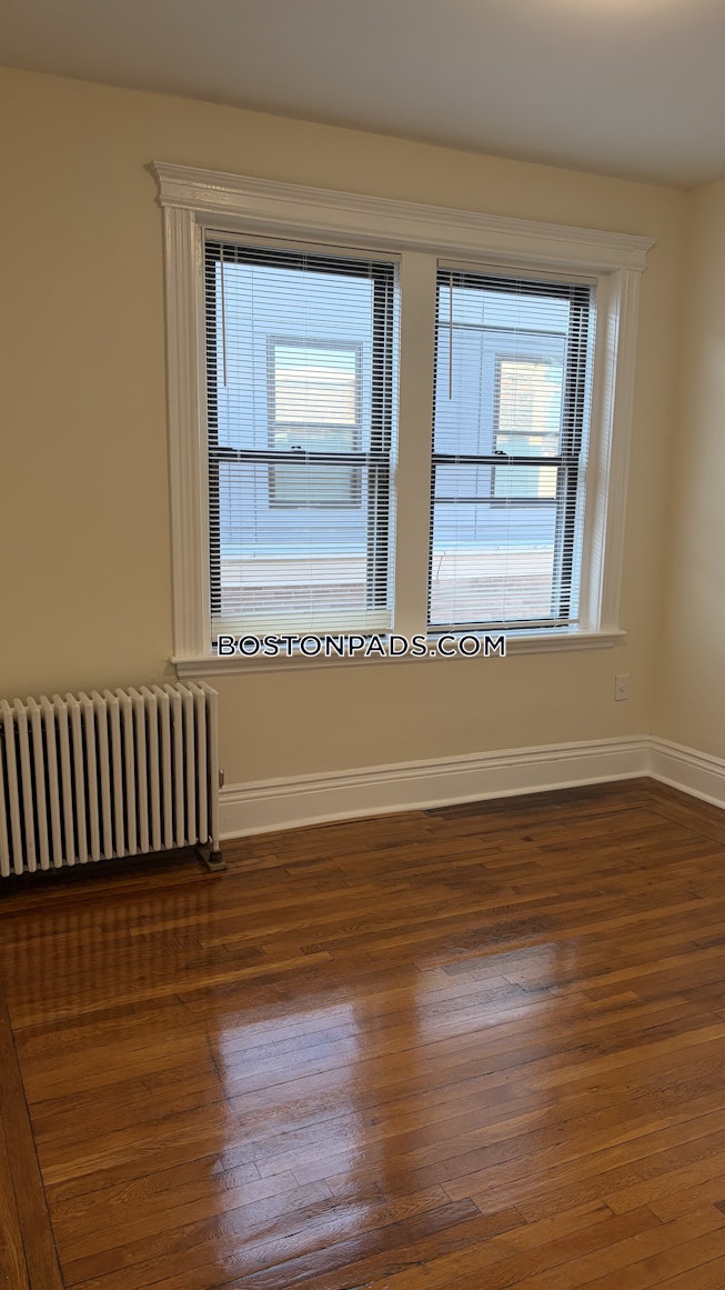 Boston - $2,500+ /mo