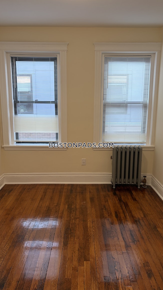 Boston - $2,500+ /mo