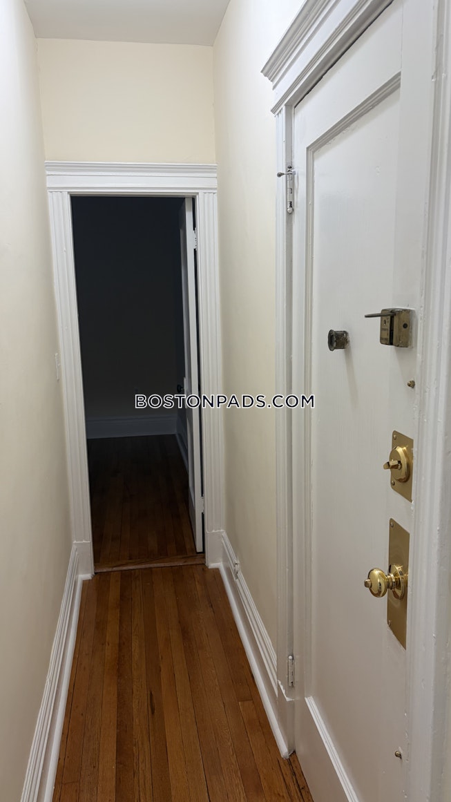 Boston - $2,500+ /mo