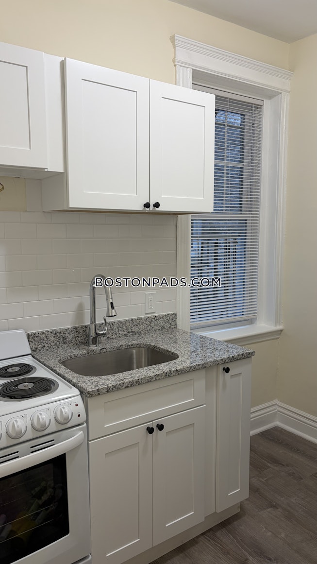 Boston - $2,500+ /mo