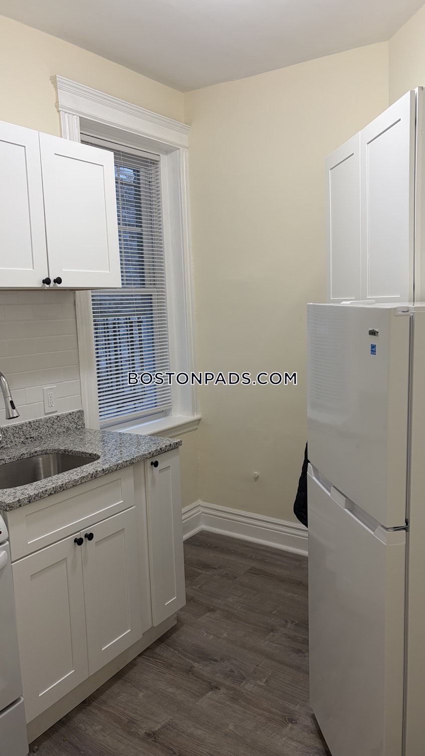 Boston - $2,500+ /month