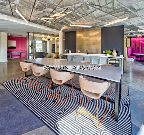 Morrissey Boulevard Boston photo 53