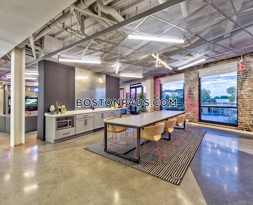 Boston - $2,125+ /month