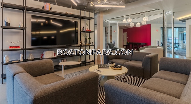 Boston - $2,850+ /mo